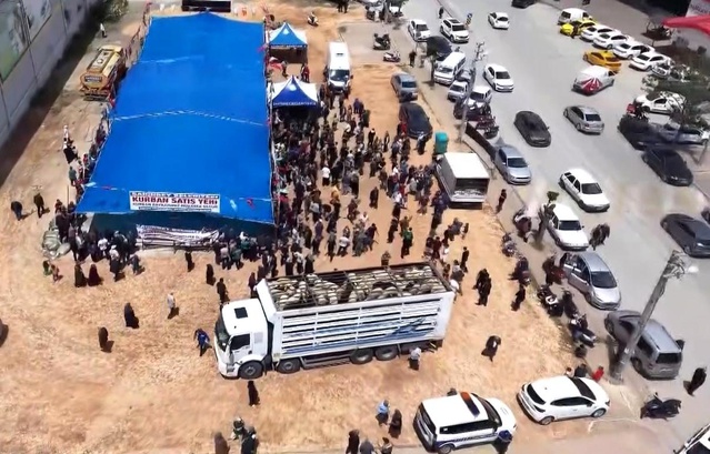 Gaziantep’te Dronlu Kurban Pazarı Denetimi