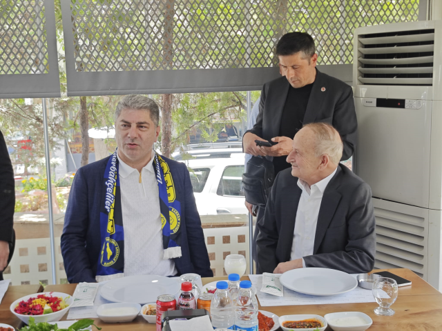 Hakan Safi’den Şanlıurfa’da dikkat çeken çıkış: “Hiç kimsenin adamı değilim”