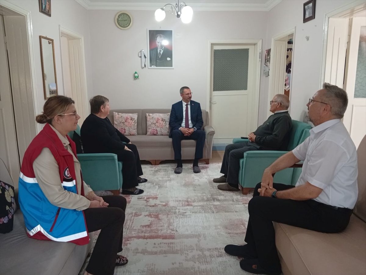 Kaymakam Özderin Gazileri Ziyaret Etti