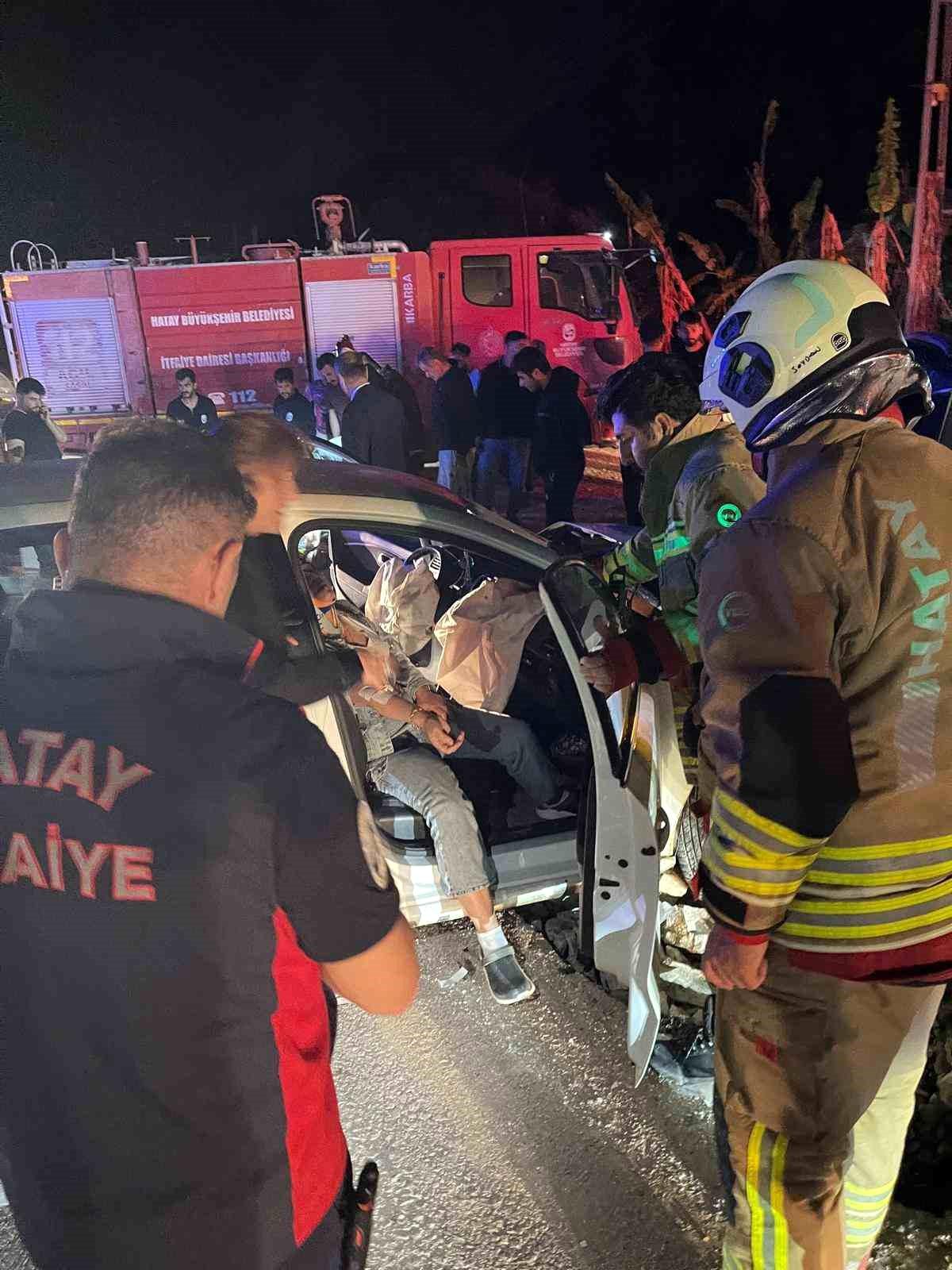 Samandağ\'da Trafik Kazası: 6 Yaralı