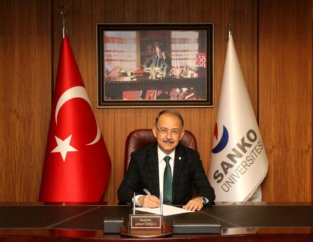 Prof. Dr. Dağlı'dan Bayram Mesajı