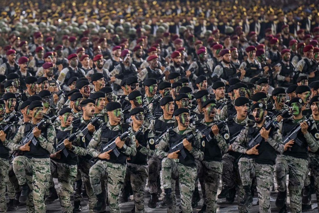 Suudi Arabistan’da Hac öncesi savaş hazırlığı gibi tatbikat