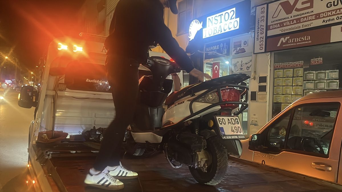Niksar\'da Motosiklet Sürücüsüne 140 Bin Lira Ceza