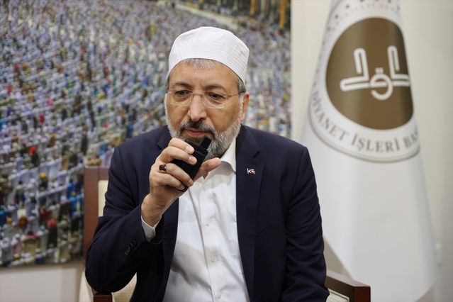 85 Bin Hacı Adayı Arafat'a Geçti