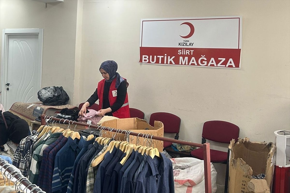 Kızılay\'dan Siirt\'te Bayram Yardımı