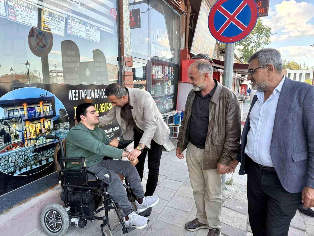 Akçadağ Belediye Başkanı Ulutaş\'tan bayram öncesi esnaf ziyareti