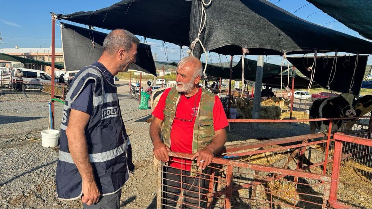 Ayvalık\'ta Kurban Bayramı Güvenliği Artırıldı