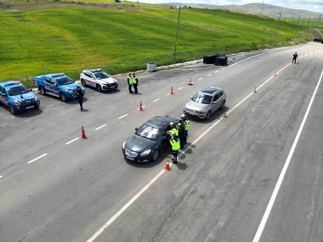Bayburt'ta Kurban Bayramı Trafik Denetimi