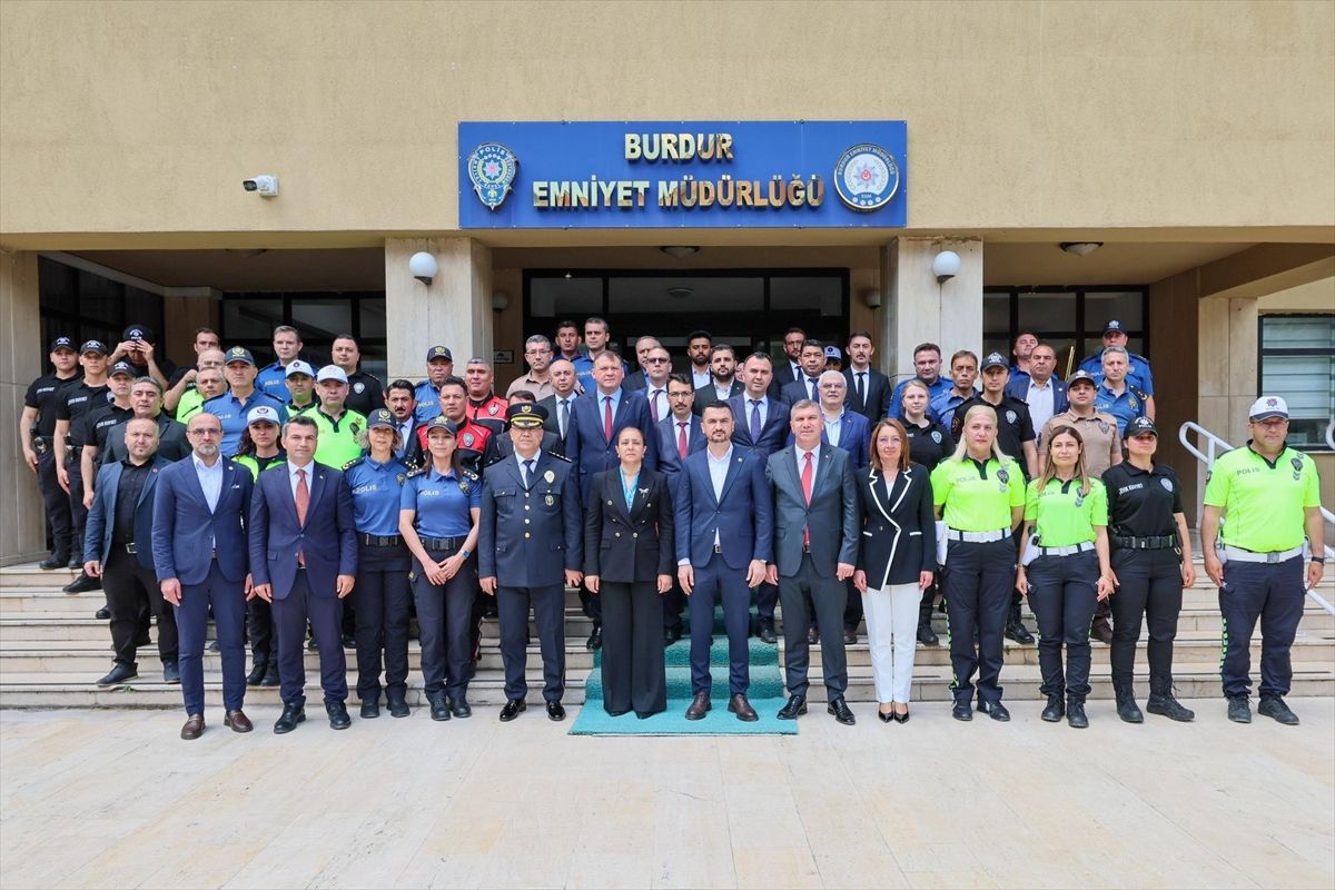 Burdur Valisi kurum ziyaretlerinde