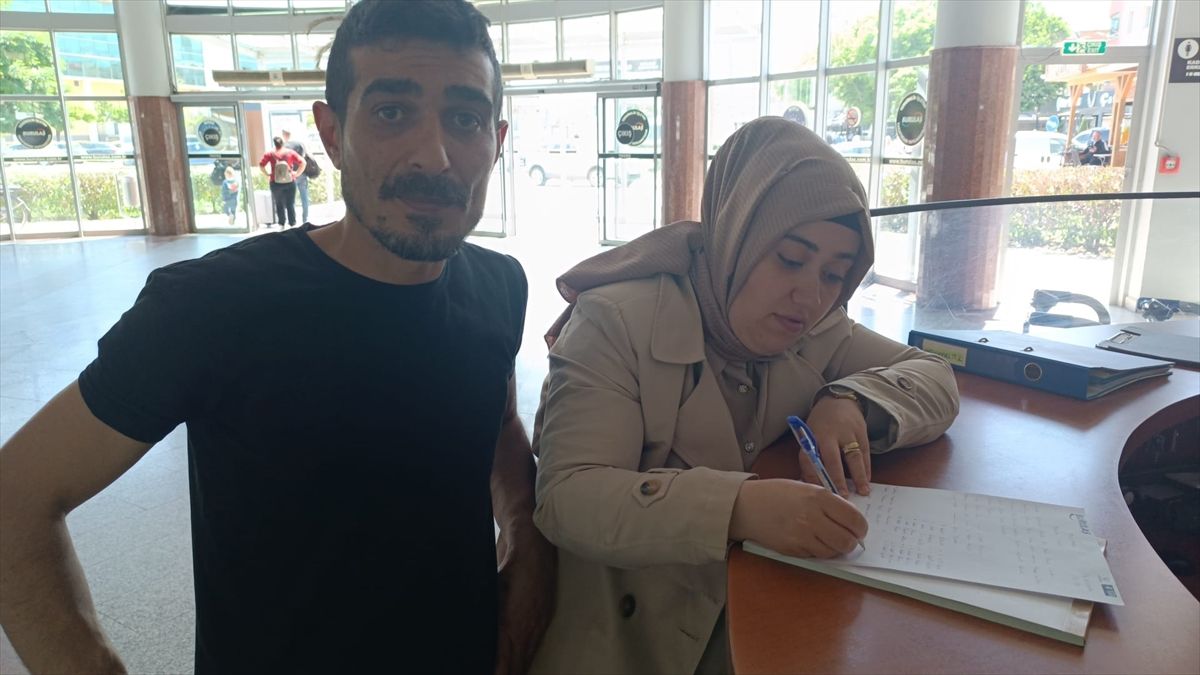 İnegöl\'de unutulan 3,5 milyon liralık altın çantası sahibine teslim edildi