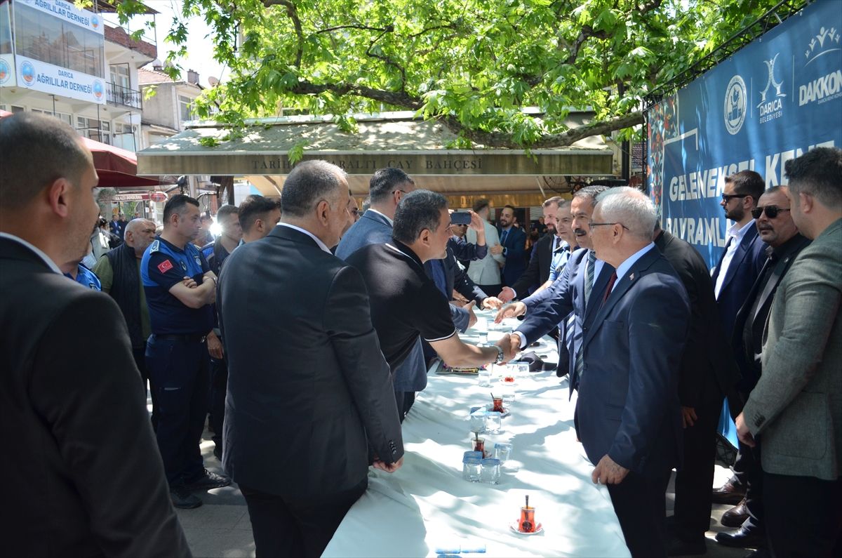 Darıca\'da Kurban Bayramı Kutlaması