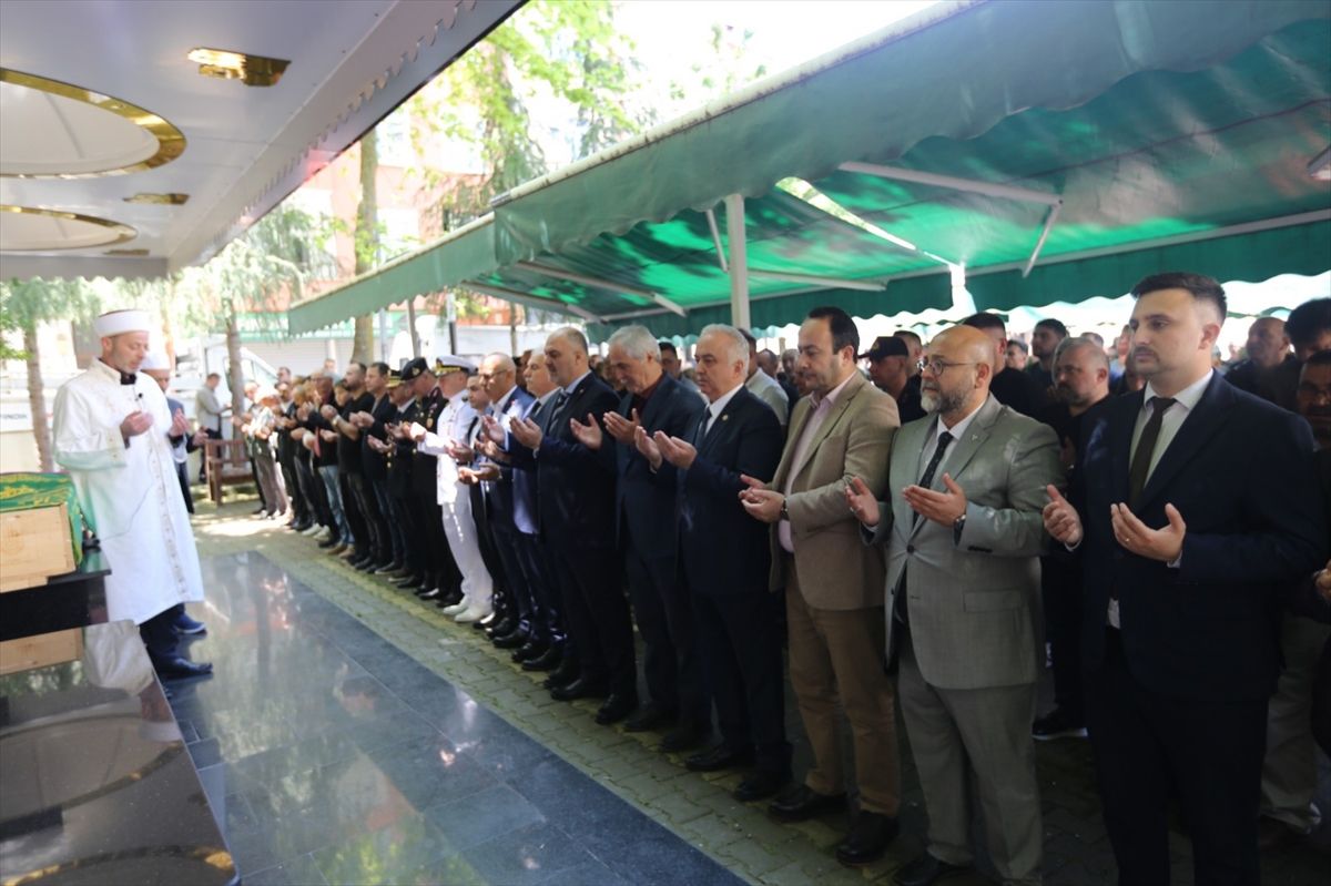 91 yaşındaki şehit annesi son yolculuğuna uğurlandı