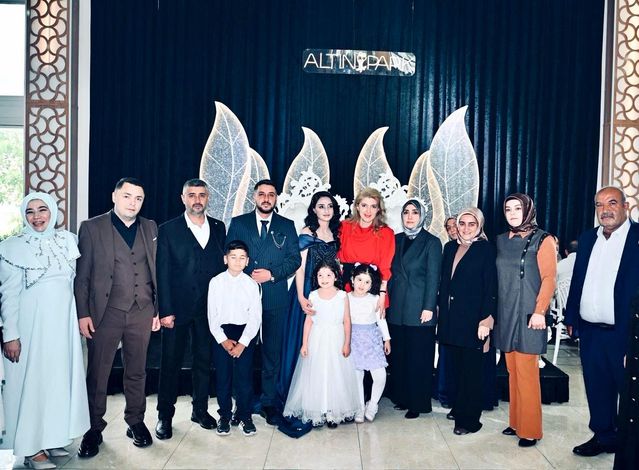 AK Partili Ölmeztoprak'tan saha temasları