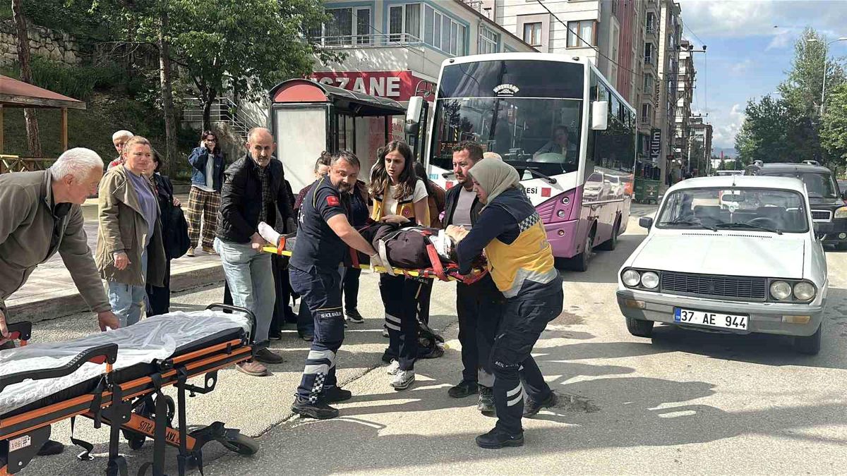 Kastamonu\'da trafik kazası: Kadın yaralandı