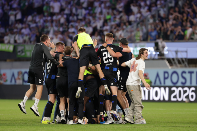 Paderborn, 7 yıl sonra Bundesliga'ya yükseldi