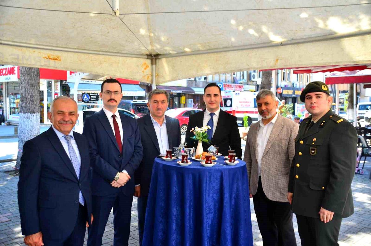 Terme\'de geleneksel bayramlaşma töreni