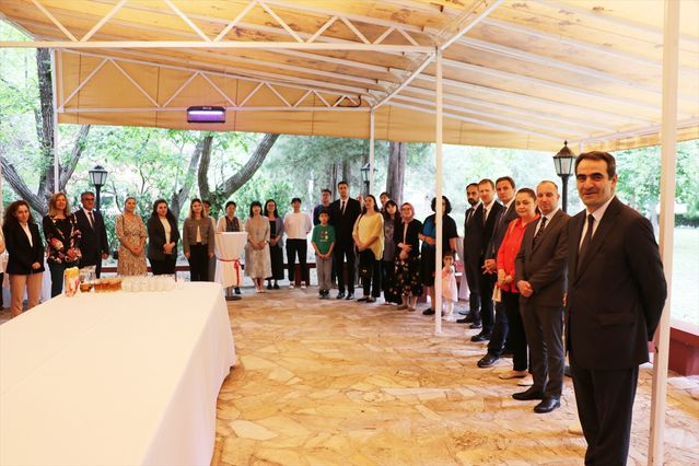 Pekin'de Türk vatandaşları bayramlaştı