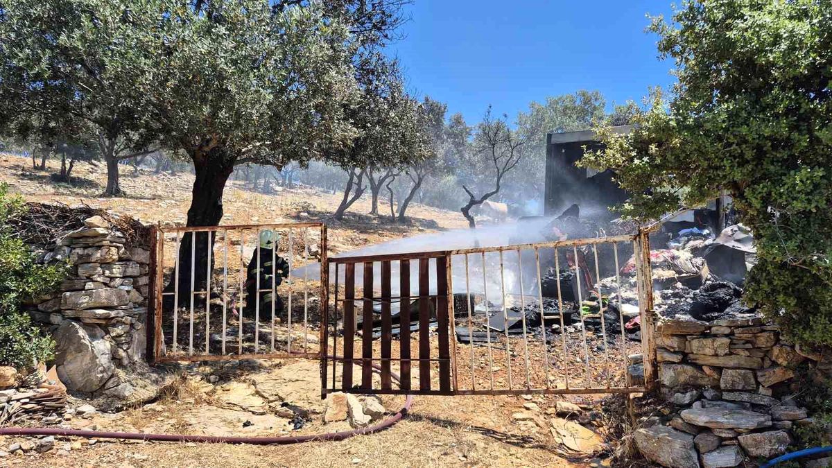 Bodrum\'da Konteyner Yangını