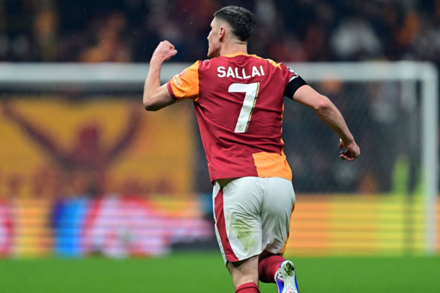 <a class='keyword-sd' href='/acun-ilicali/' title='Acun Ilıcalı'>Acun Ilıcalı</a> ilk transferini Galatasaray'dan istiyor