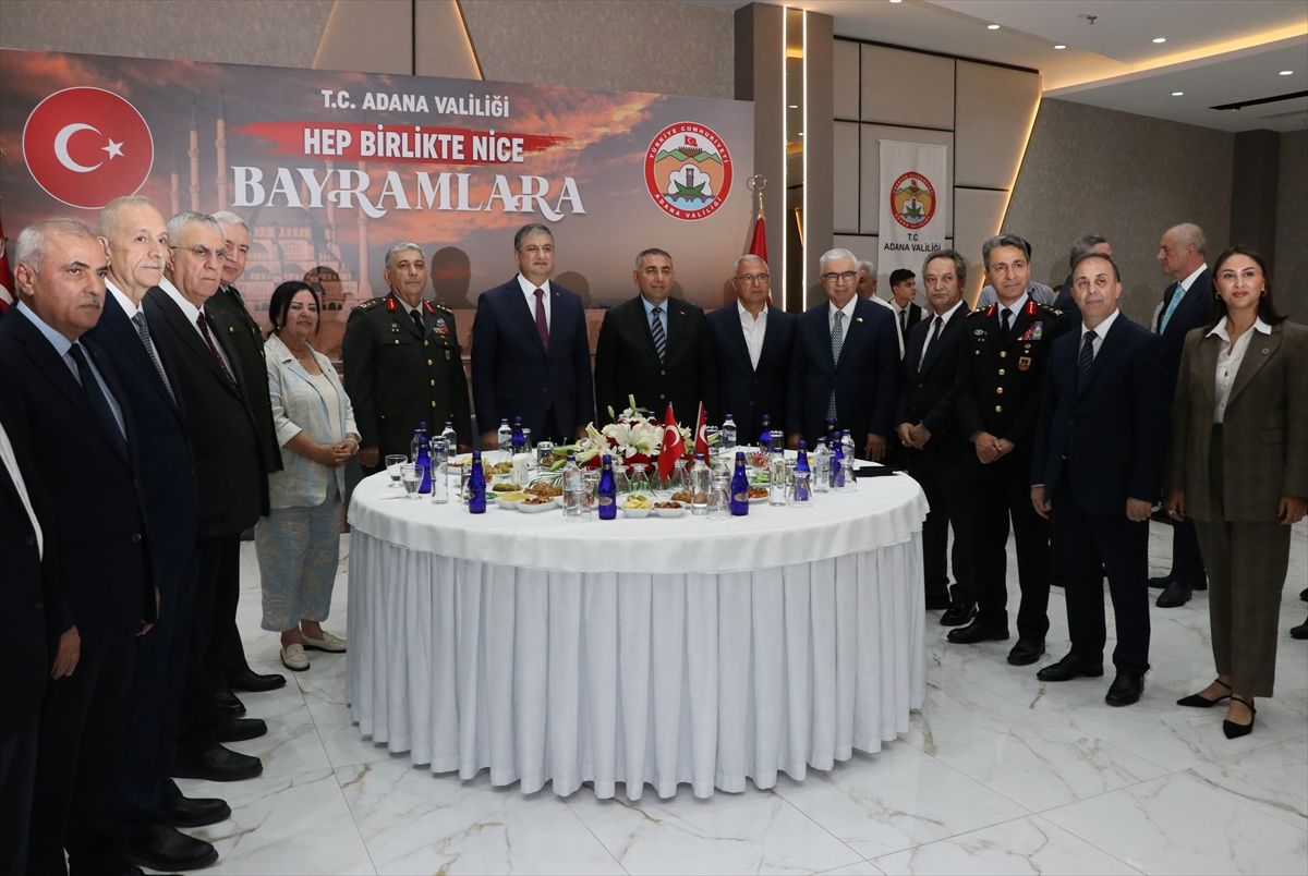 Adana\'da Bayramlaşma Programı