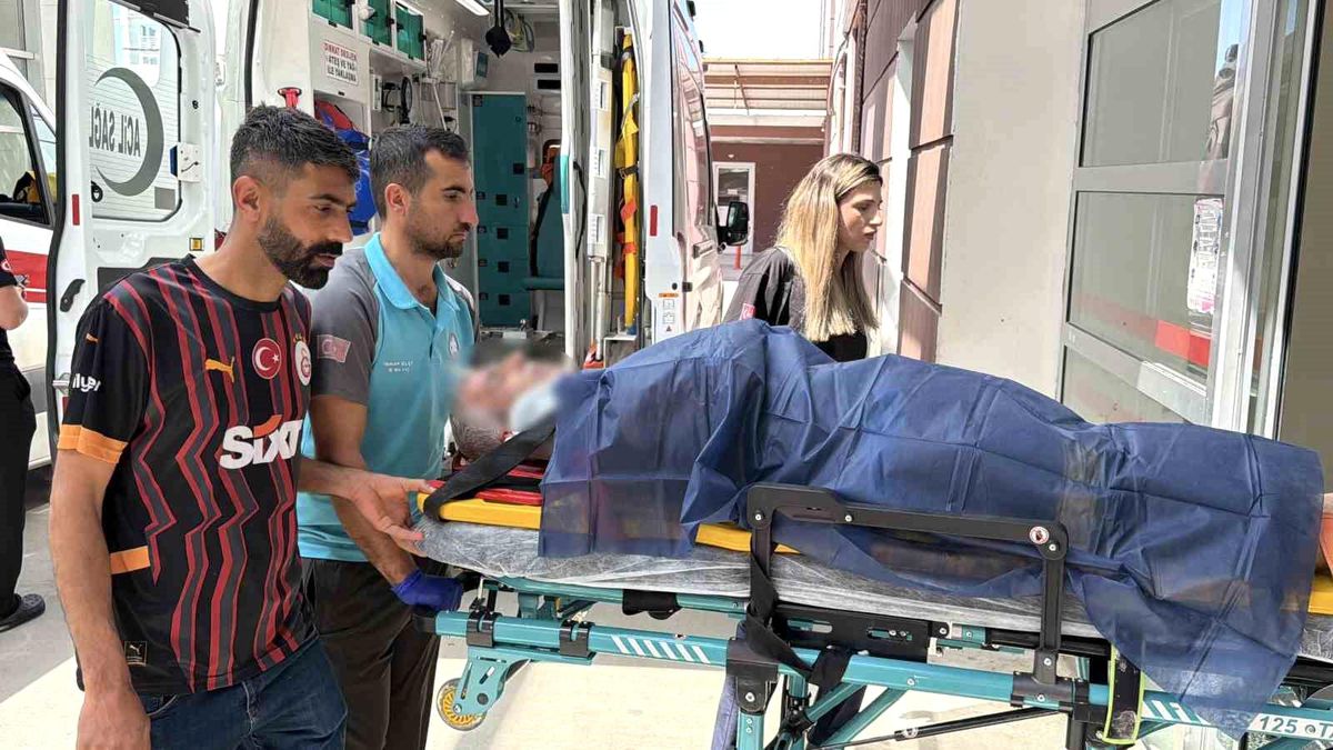 Kurban Kesiminde Yaralanan Acemi Kasaplar Hastanelik Oldu