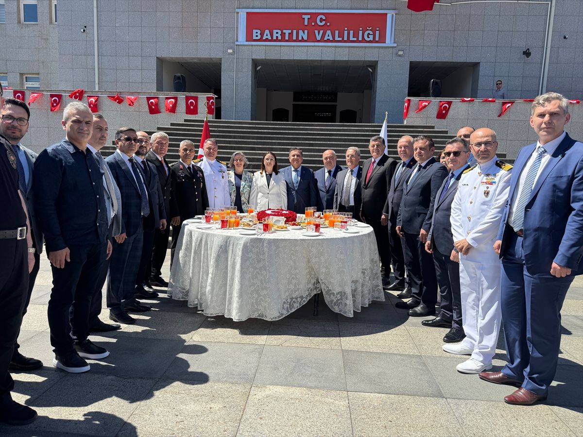 Bartın\'da Bayramlaşma Törenleri