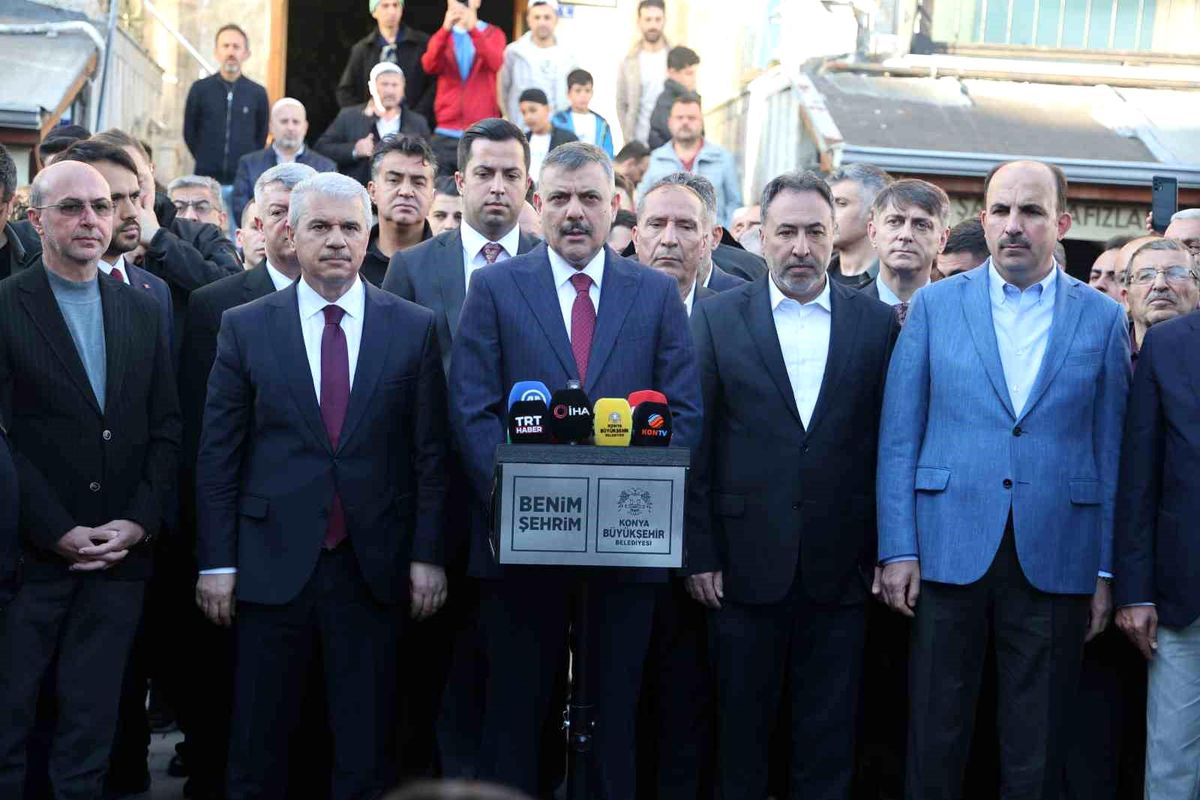 Bakan Çiftçi\'den Konya\'da bayram namazı ve birlik mesajı