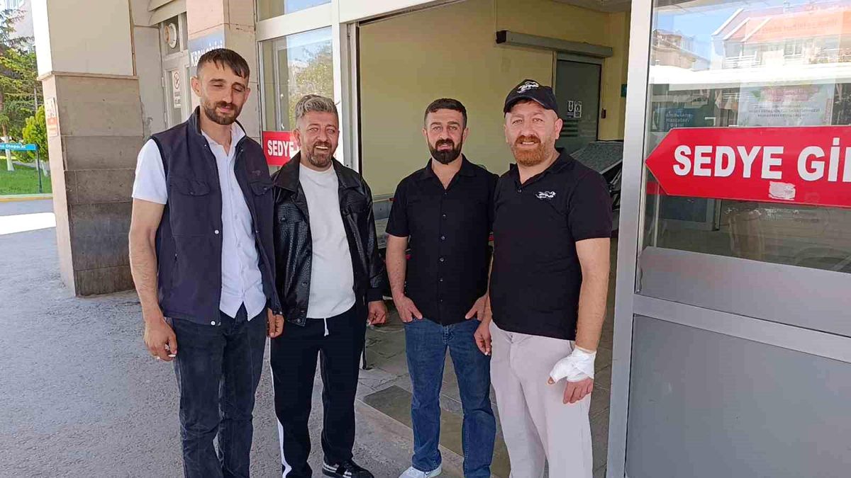 Kırşehir\'de Kurban Kesiminde Yaralanmalar