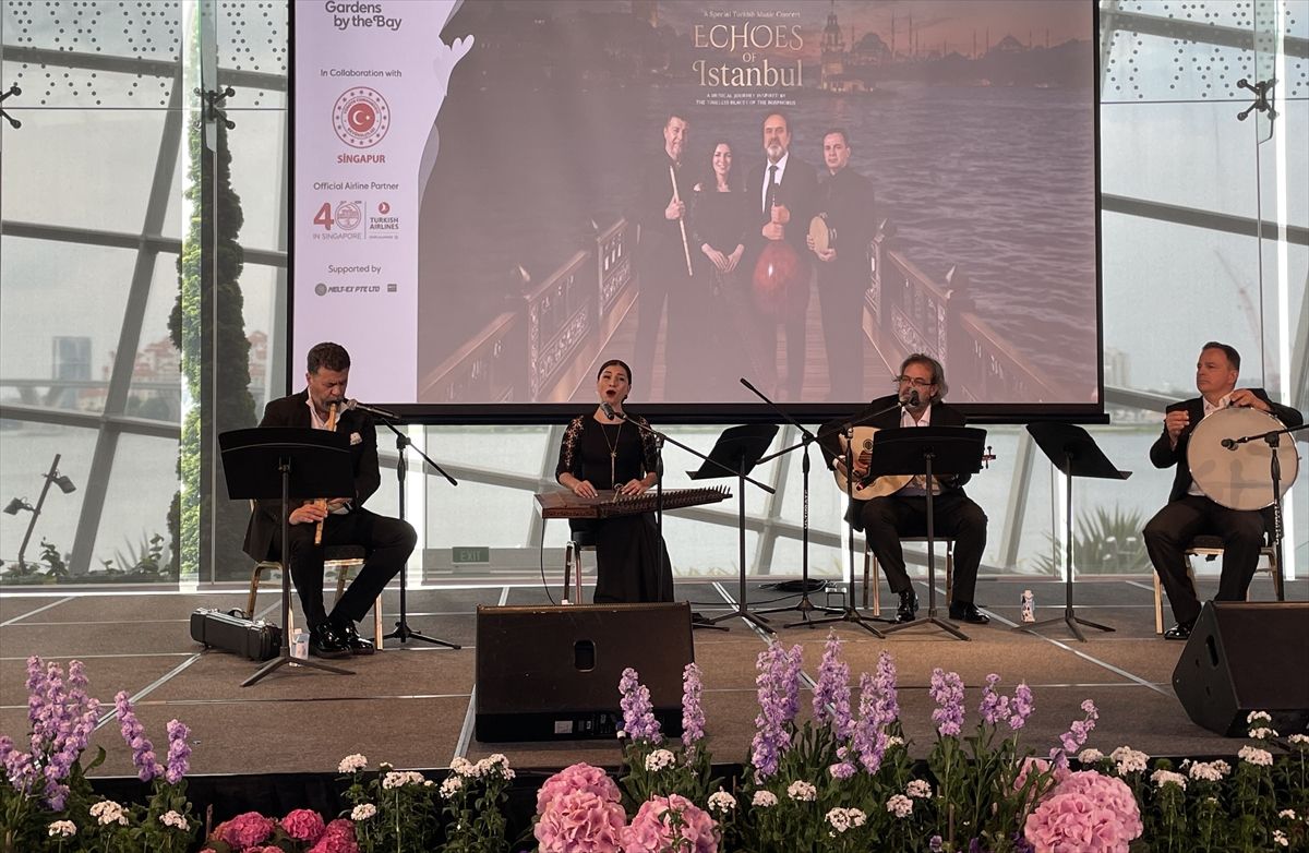 İstanbul\'un Yankıları Konseri Singapur\'da