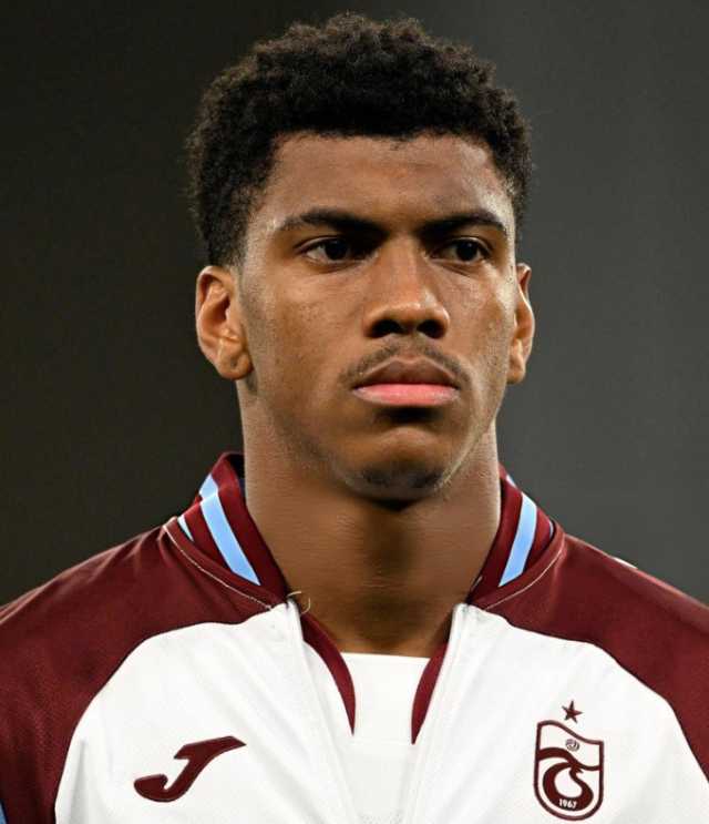 Trabzonspor'a iki oyuncudan 55 milyon euro bonservis