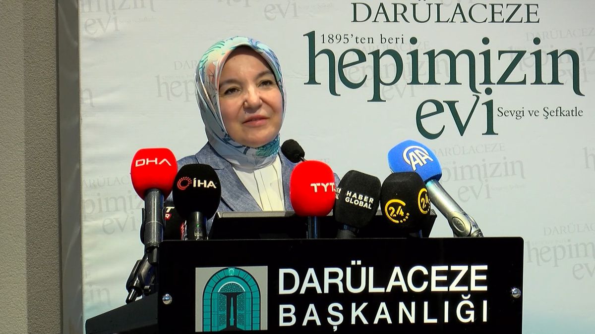 Vali Gül, Darülaceze\'de Bayram Kahvaltısında