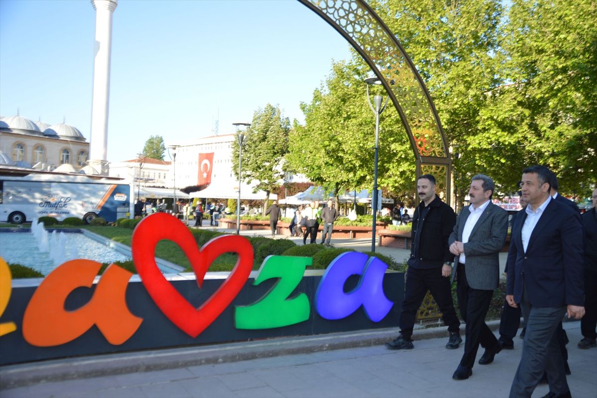 Bayramda Selzedeleri Ziyaret