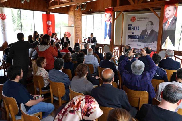 Medya ve Darbeler Paneli'nde Acı Gerçekler