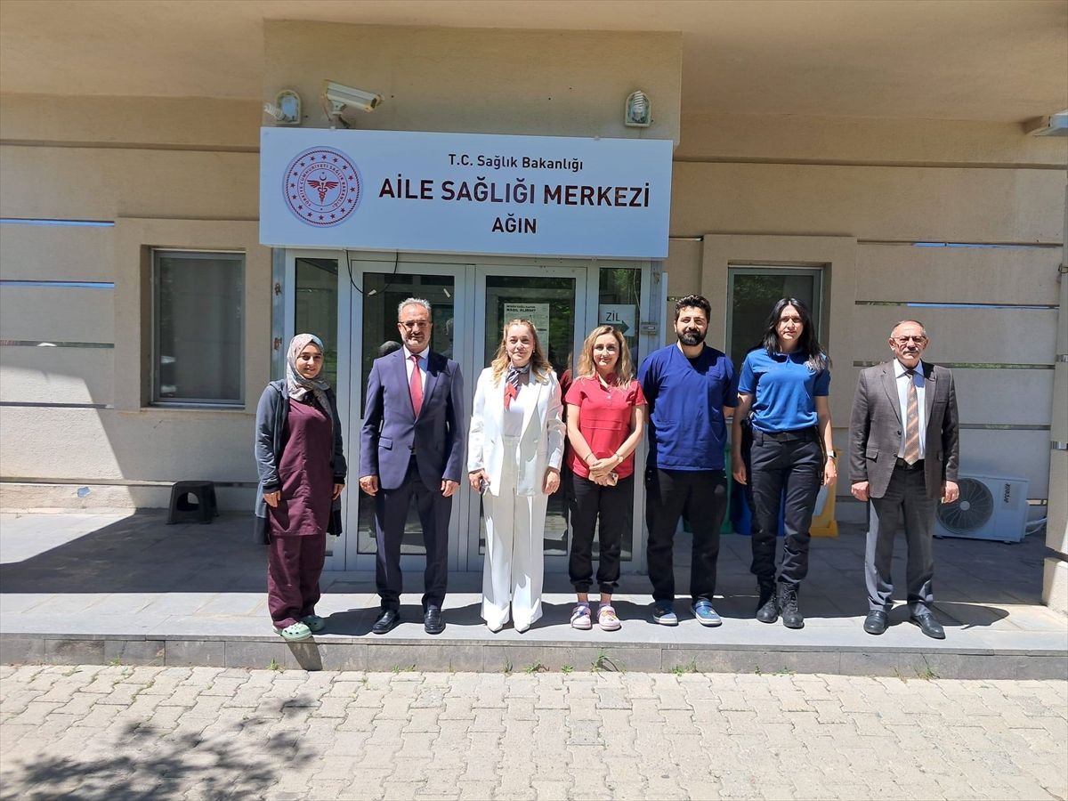 Kaymakam Yılmaz, Görevdeki Personelle Bayramlaştı