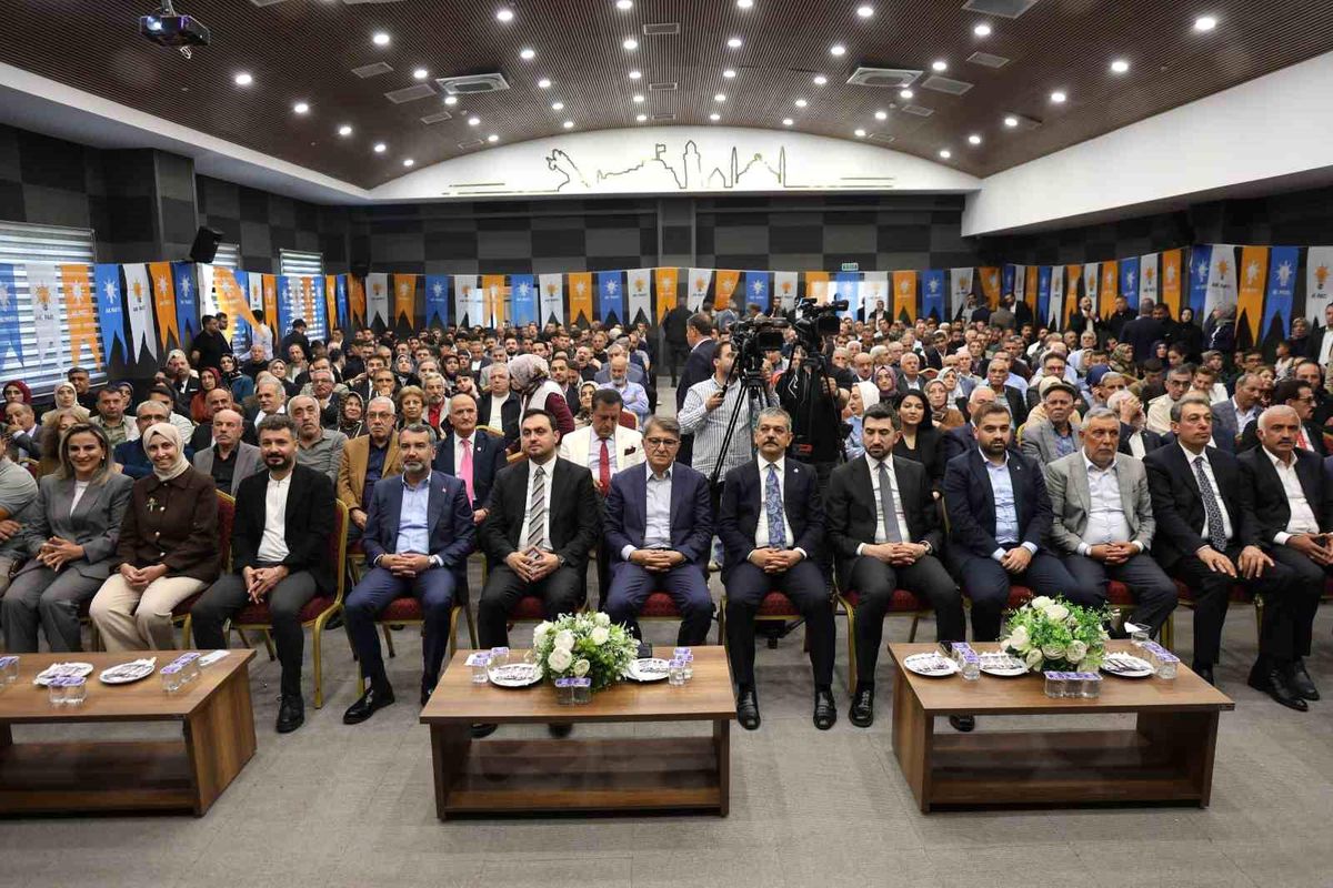 AK Parti Elazığ\'da bayramlaşma programı