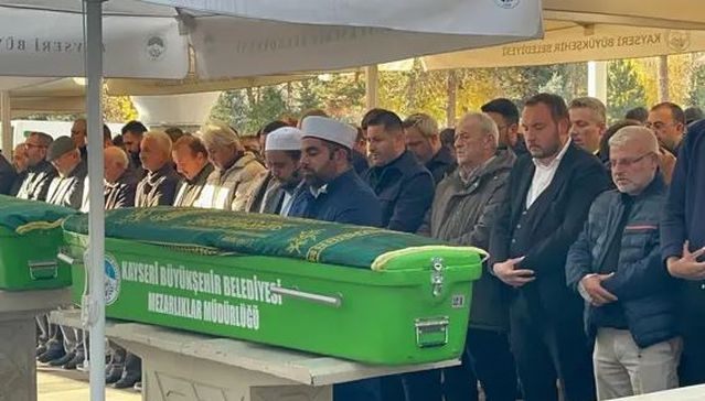 Kayseri'de Oğul Babayı Bıçaklayarak Öldürdü