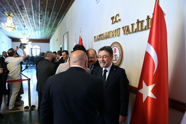 Bakan Yumaklı: 'Çok Güçlü Olmalıyız'