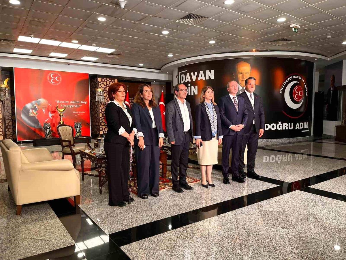 DEM Parti\'den MHP\'ye Bayram Ziyareti
