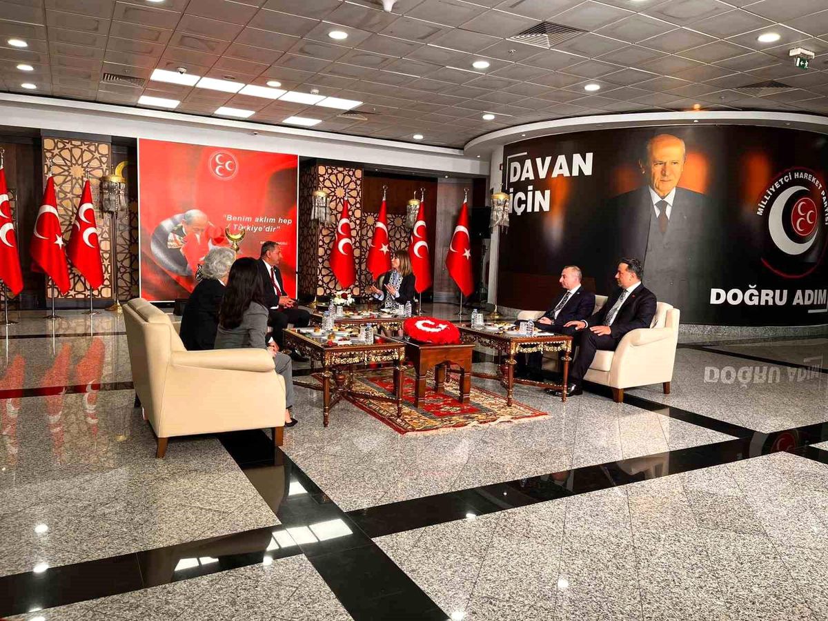 DSP\'den MHP\'ye Bayram Ziyareti