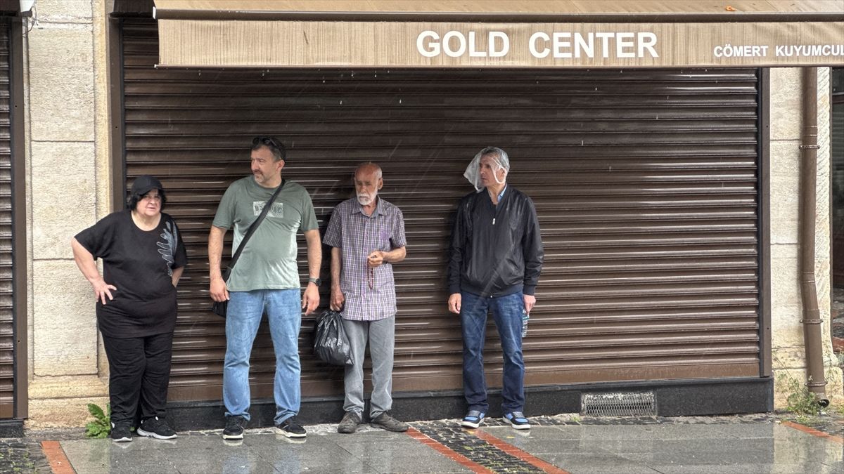 Edirne\'de Sağanak ve Dolu Etkili Oldu