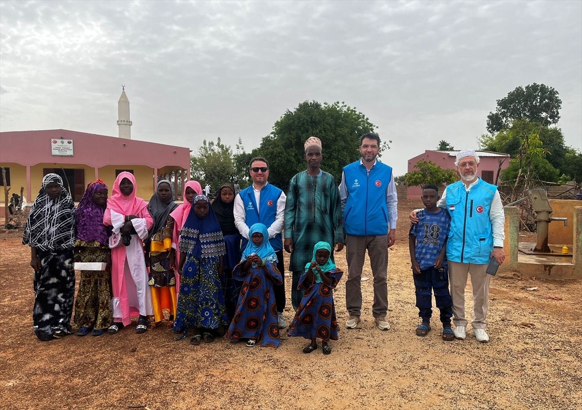 Türkiye Diyanet Vakfı Burkina Faso\'da Kurban Faaliyetlerine Devam Ediyor