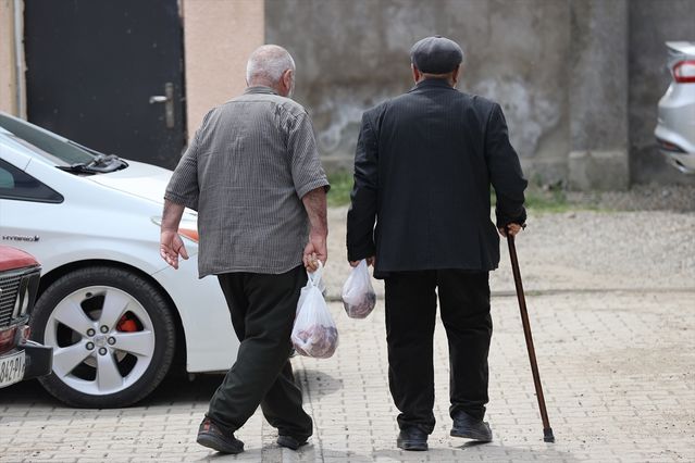 TDV Marneuli'de Kurban Eti Dağıttı