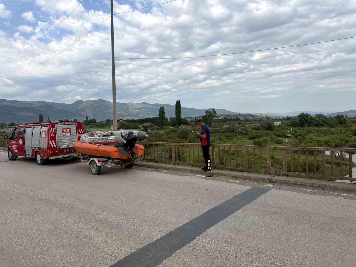 Tokat\'ta İki Arkadaş Kelkit Çayı\'na Düştü
