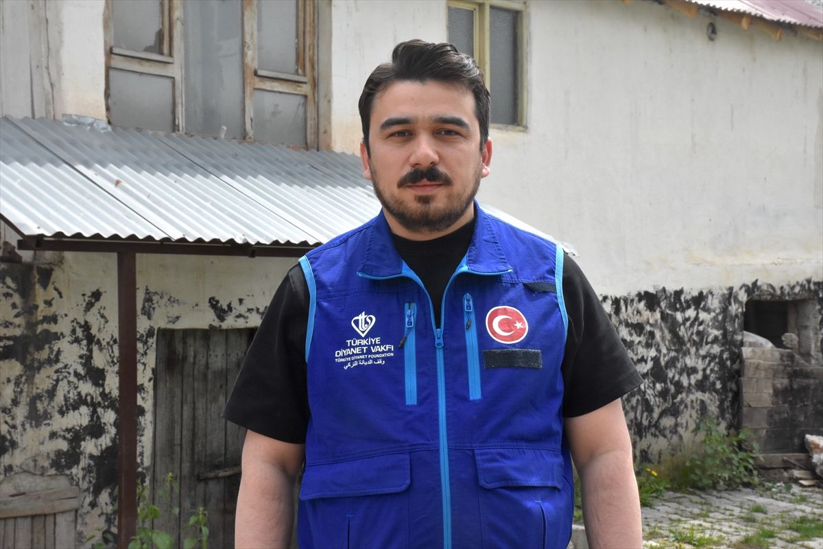 TDV, Van\'da Kurban Eti Dağıttı