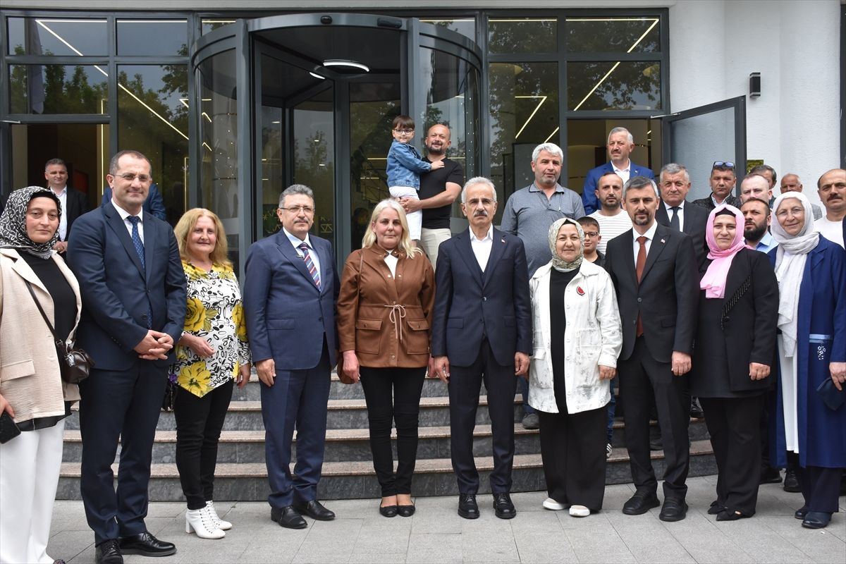 Uraloğlu Akçaabat\'ta Bayramlaşma Törenine Katıldı