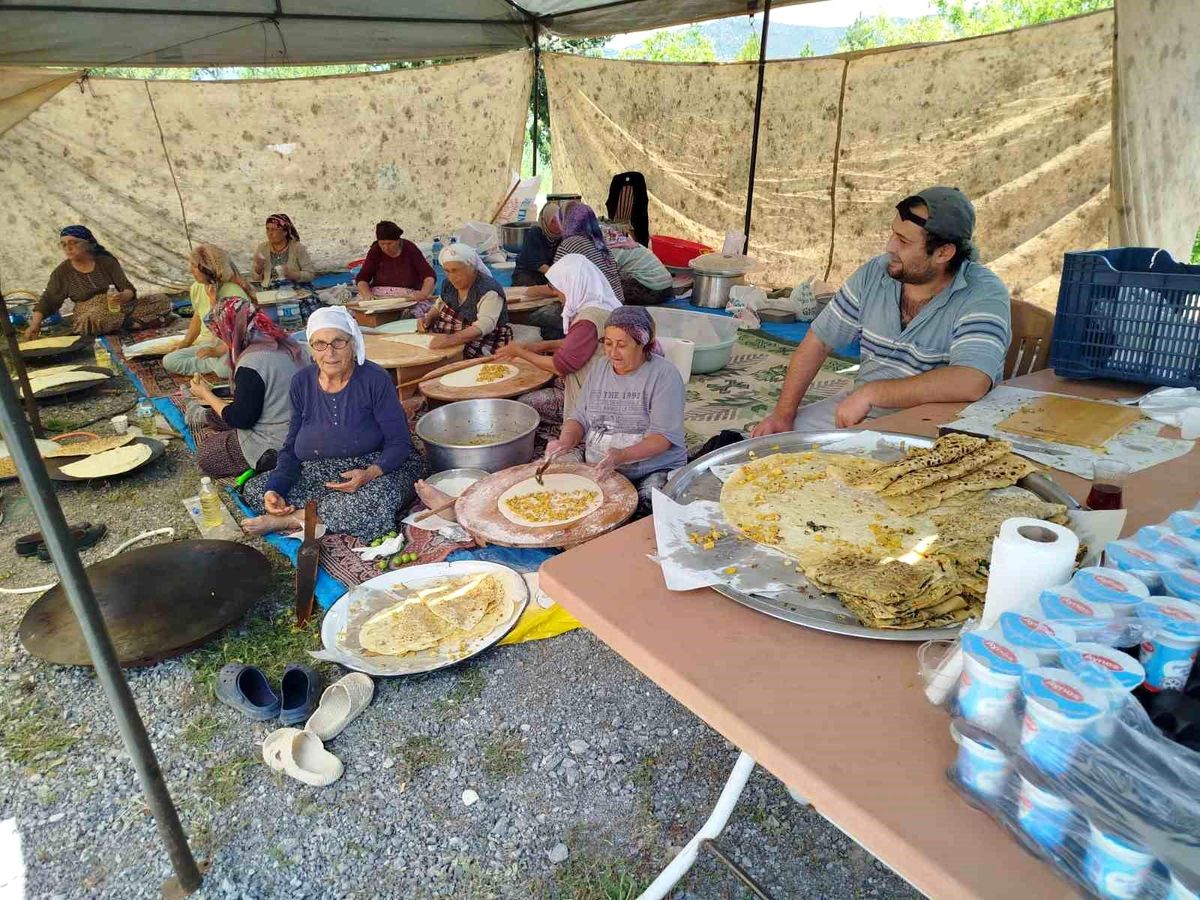 Çameli\'de Bayram Hayrı Birlik ve Beraberlik Getirdi