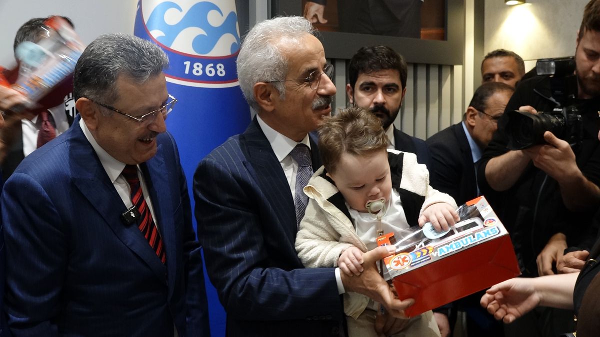 Bakan Uraloğlu: Bayramda Huzur ve Birlik Vurgusu