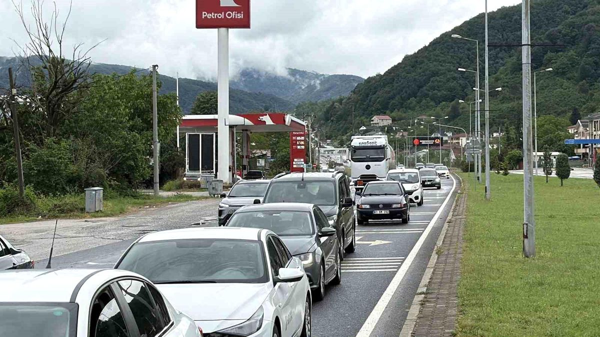 Kurban Bayramı Dönüş Yoğunluğu Başladı