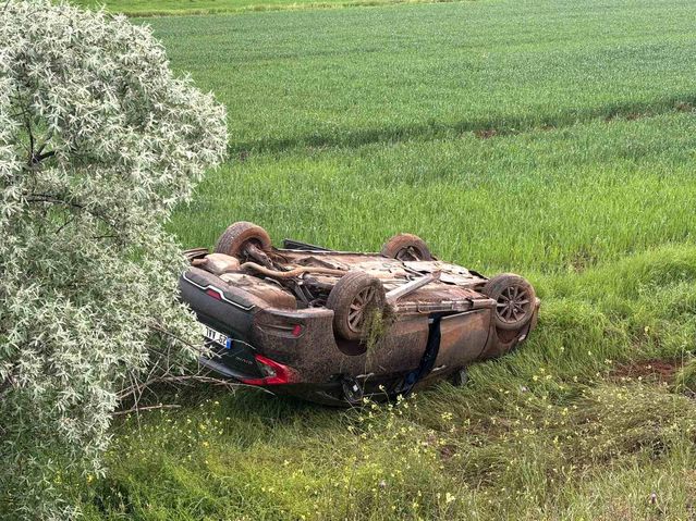 Erzincan'da Otomobil Devrildi: 4 Yaralı