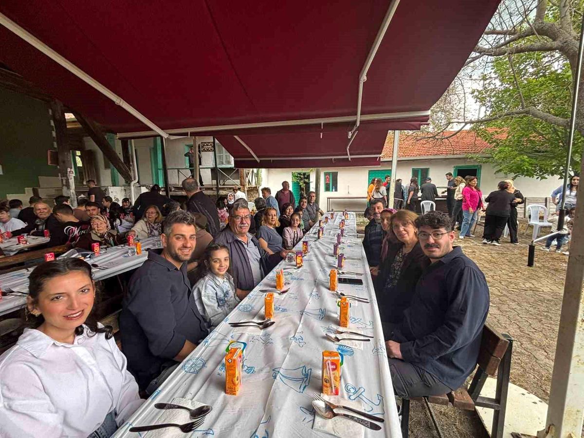 Çardak\'ta 500 Yıllık Bayram Geleneği
